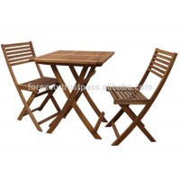 Set of Square Table and Folding Chairs, Oiled finishing